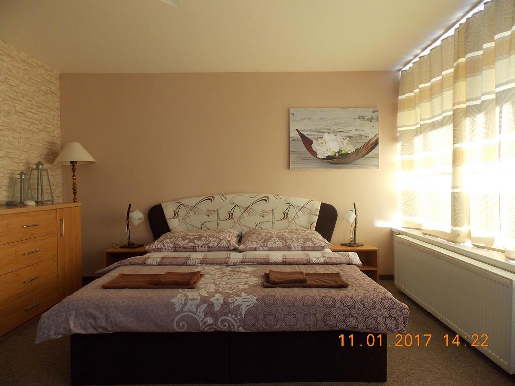 Liptovský Mikuláš Apartman Jas מראה חיצוני תמונה
